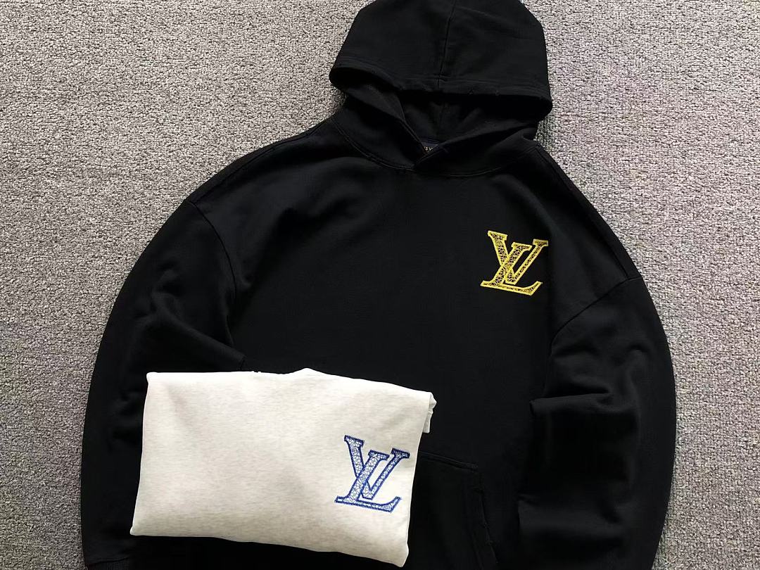 Louis Vuitton 208 L⭐ HOODIE 3209071221 (Im 170Cm 60Kg I Wear Size M In The Phot) - Image 17