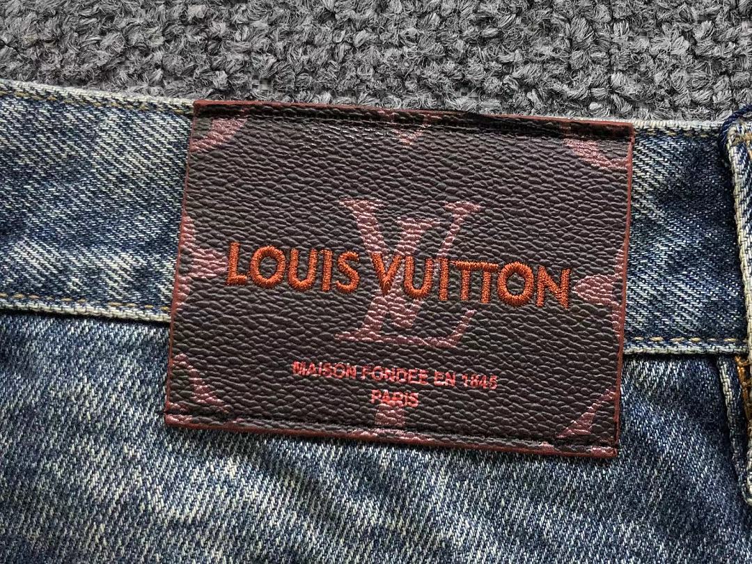 Louis Vuitton 245 L⭐ - Image 11