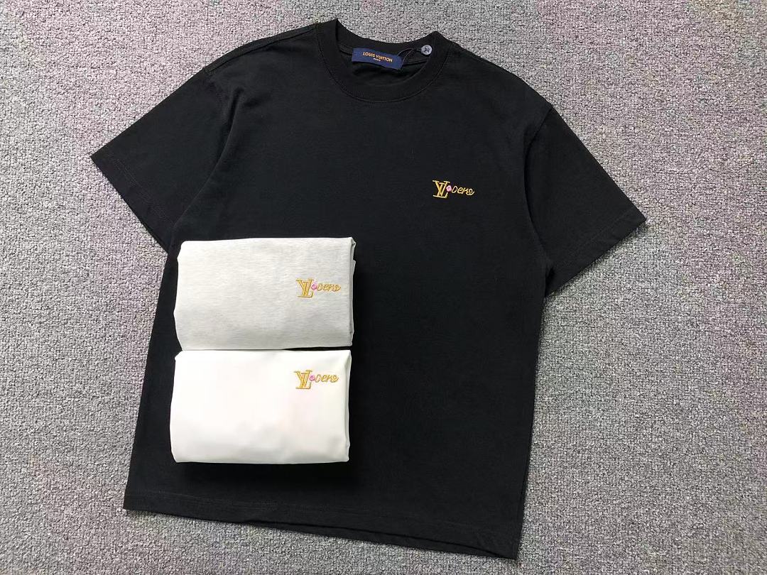 Louis Vuitton SHORTS 158 L⭐ T-SHIRT 2208020715 (Im 170Cm 60Kg I Wear Size S In The Phot) - Image 18