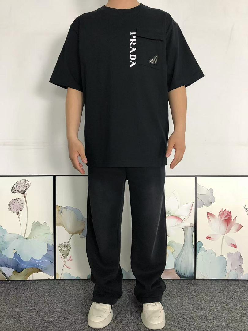 Prada 95 P⭐A⭐A T-SHIRT 3201220103 (Im 170Cm 60Kg I Wear Size M In The Phot) - Image 3