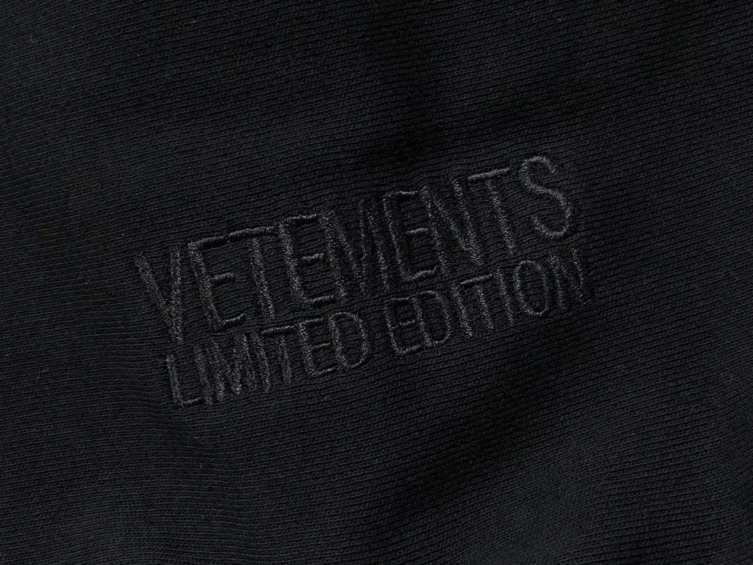 Vetements 245 VETEMENTS - Image 17