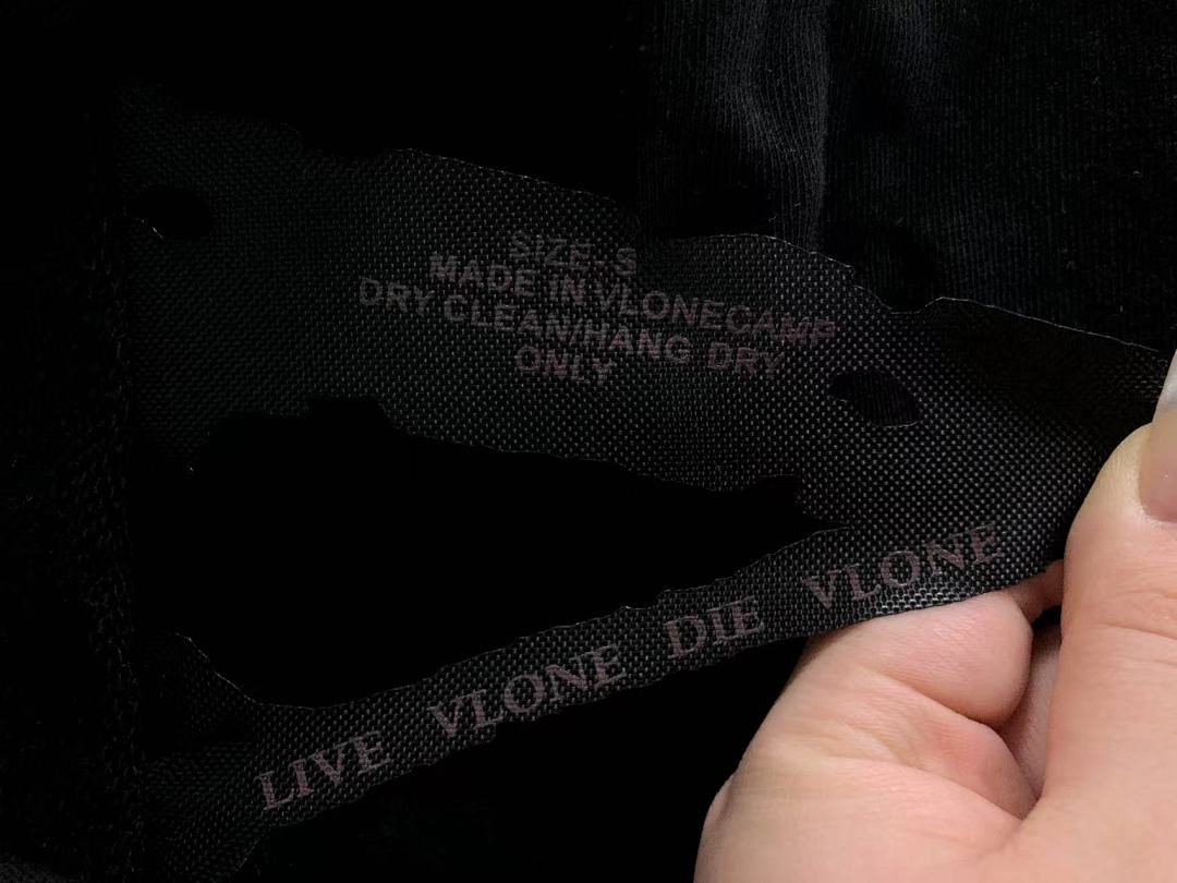 On Running 118 VLONE HOODIE 510119491 (Im 170Cm 60Kg I Wear Size S In The Phot) - Image 24