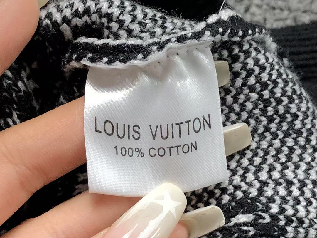 Louis Vuitton 178 L⭐ SWEATER 41090608146 (Im 170Cm 60Kg I Wear Size L In The Phot) - Image 23