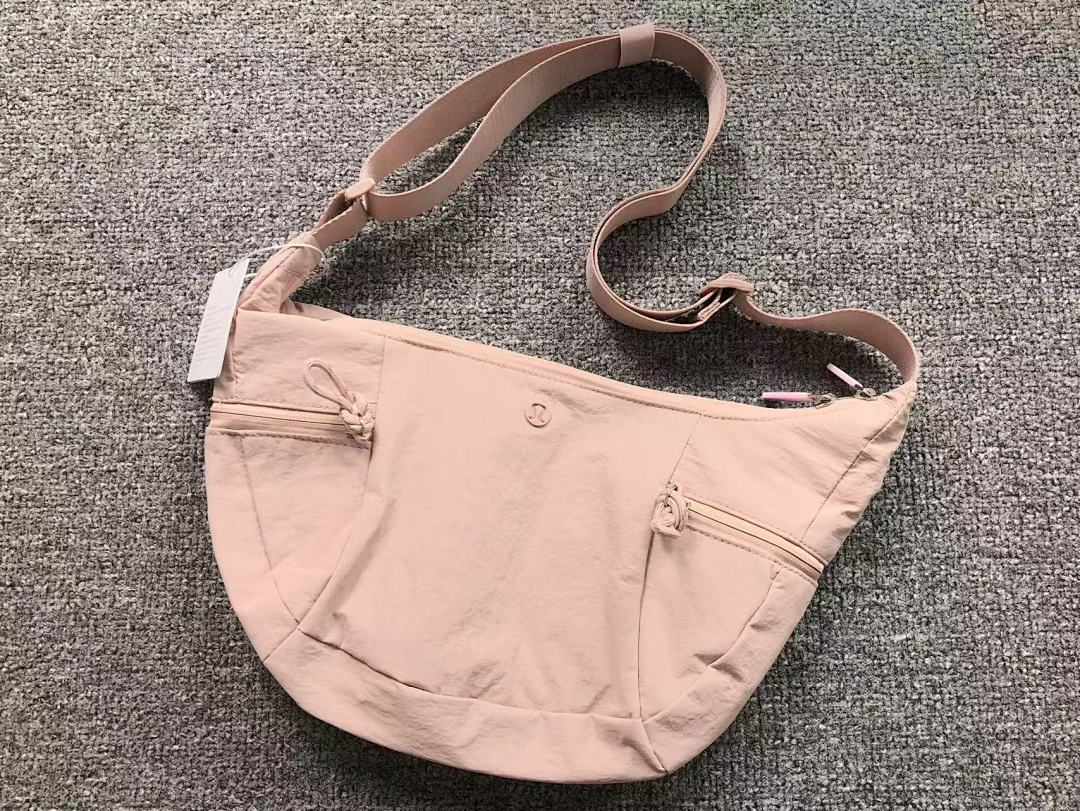 On Running 98 LULULEMON BAG 412170213 (Long 34CM* Wide 5CM* High 20CM) - Image 16