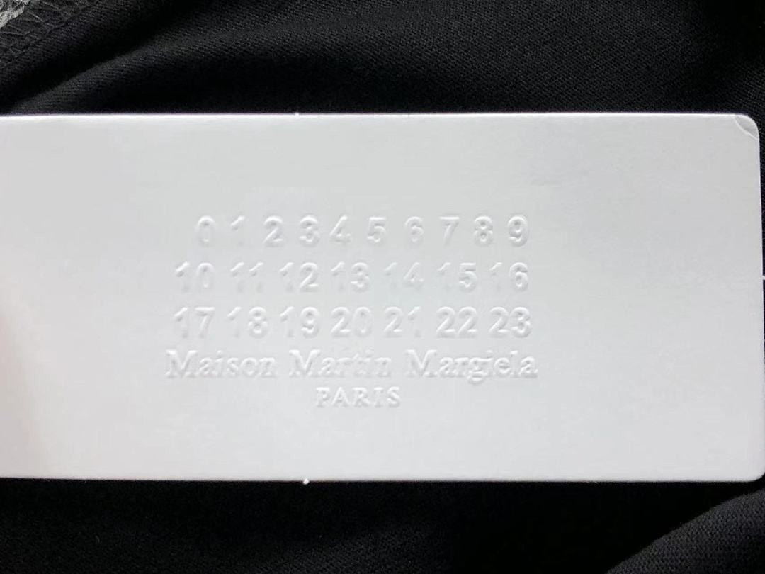 On Running 78 MAISON MARGIELA T-SHIRT 4107052086 (Im 170Cm 60Kg I Wear Size M In The Phot) - Image 23
