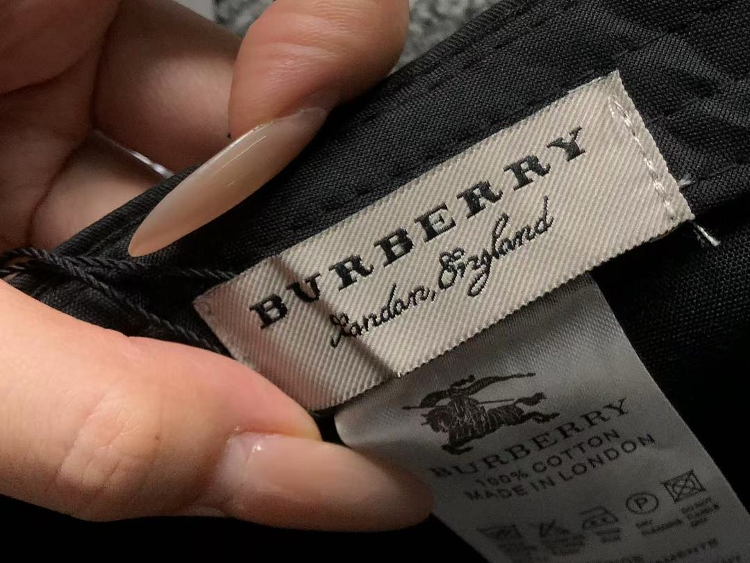 Burberry 85 B⭐R⭐E⭐RY - Image 29