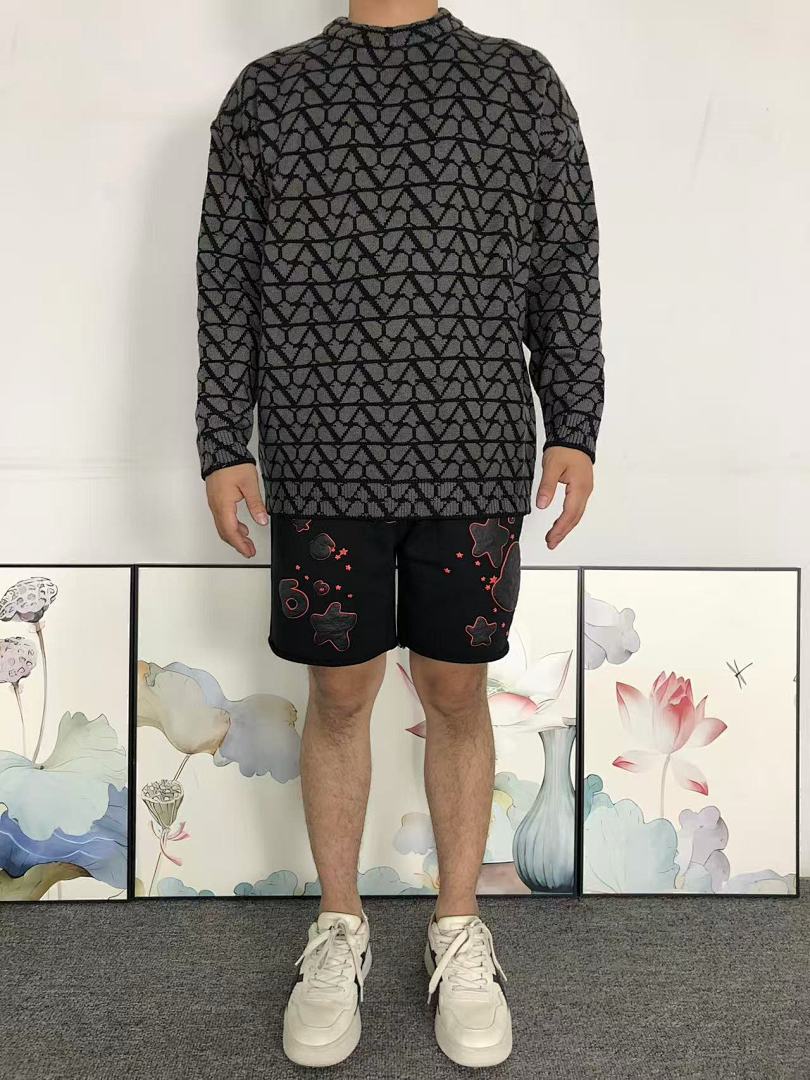 Valentino 158 VALENTINO SWEATER 41101321146 (Im 170Cm 60Kg I Wear Size M In The Phot) - Image 3