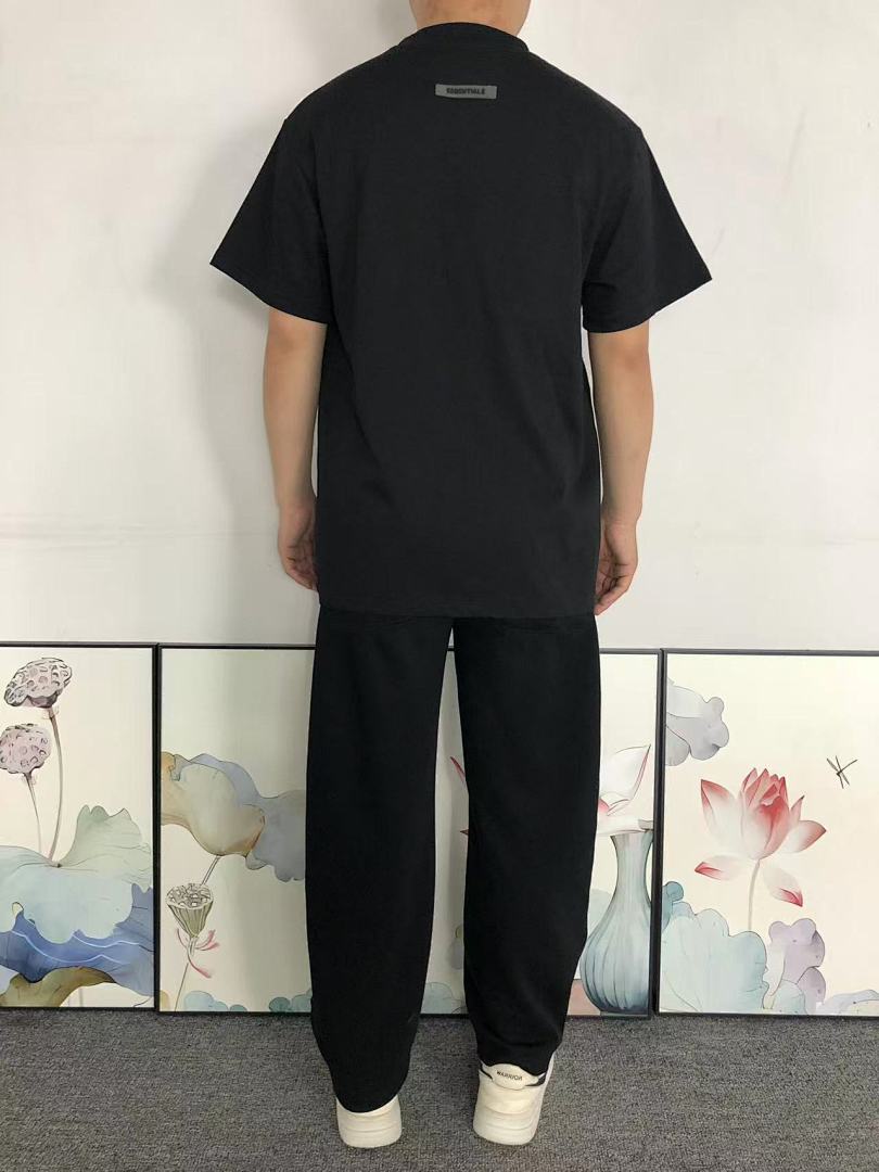 Fear of God 85 FOG T-SHIRT 3203281621 (Im 170Cm 60Kg I Wear Size S In The Phot) - Image 4