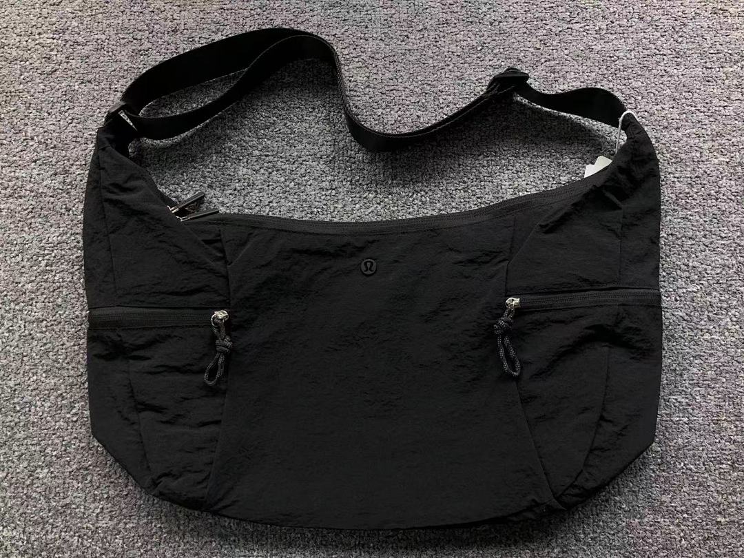 On Running 95 LULULEMON BAG 1108220666 (Long 51CM* Wide 15CM* High 28CM) - Image 2