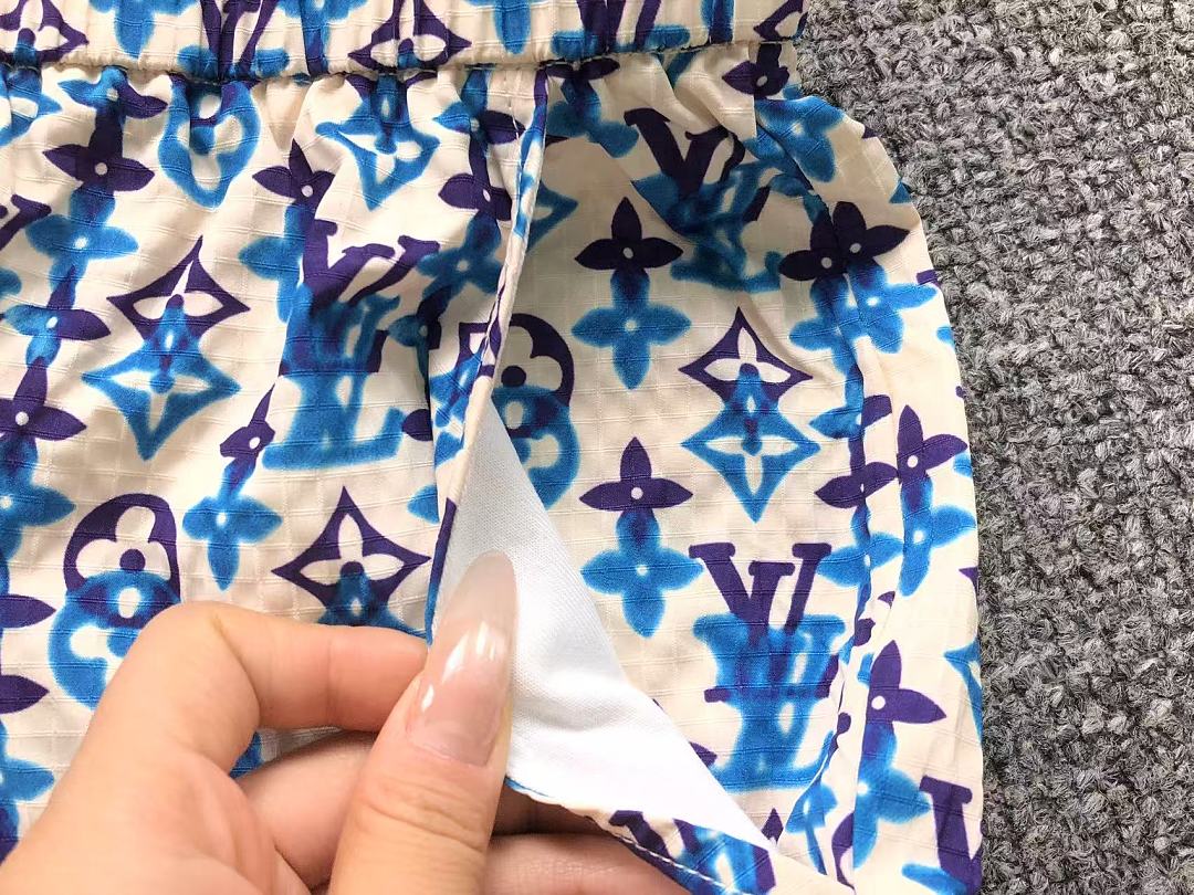 Louis Vuitton 135 L⭐ SHORTS 3205122017 (Im 170Cm 60Kg I Wear Size S In The Phot) - Image 10