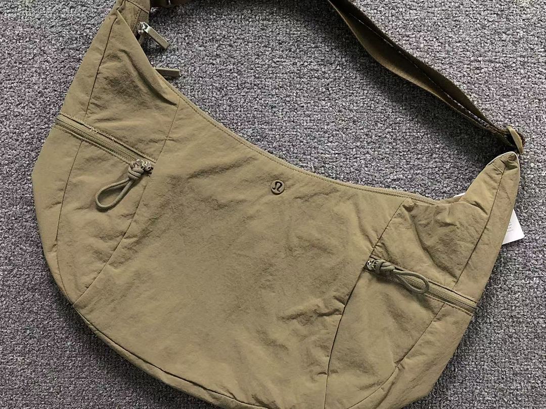 On Running 168 LULULEMON BAG 4207031277 (Long 47CM* Wide 16CM* High 27CM) - Image 12
