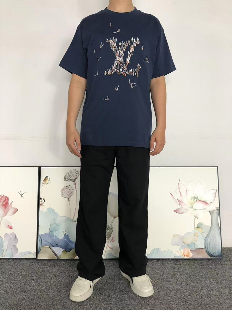 Louis Vuitton 125 L⭐ T-SHIRT 582603126 (Im 170Cm 60Kg I Wear Size XS In The Phot) - Image 3