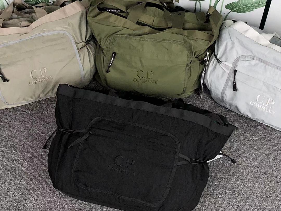 C.P. Company 128 CP BAG 1104280666 (Long 69CM* Wide 27CM*35CM) - Image 3