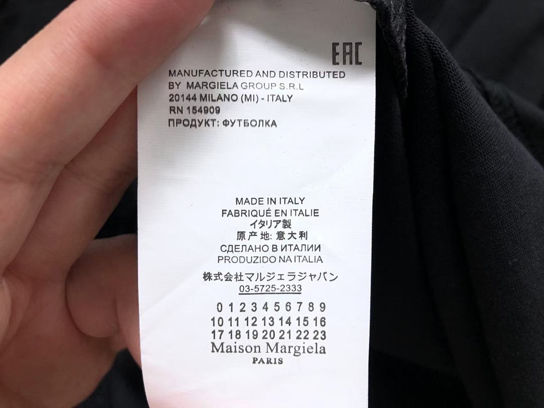 On Running 85 MAISON MARGIELA T-SHIRT 5231248162 (Im 170Cm 60Kg I Wear Size 44 In The Phot) - Image 24