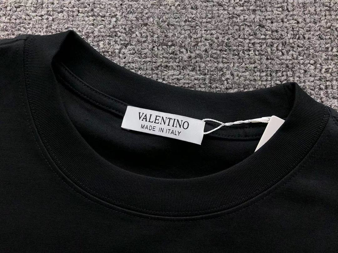 Valentino 115 VALENTINO T-SHIRT 412144621 (Im 170Cm 57Kg I Wear Size L In The Phot) - Image 24