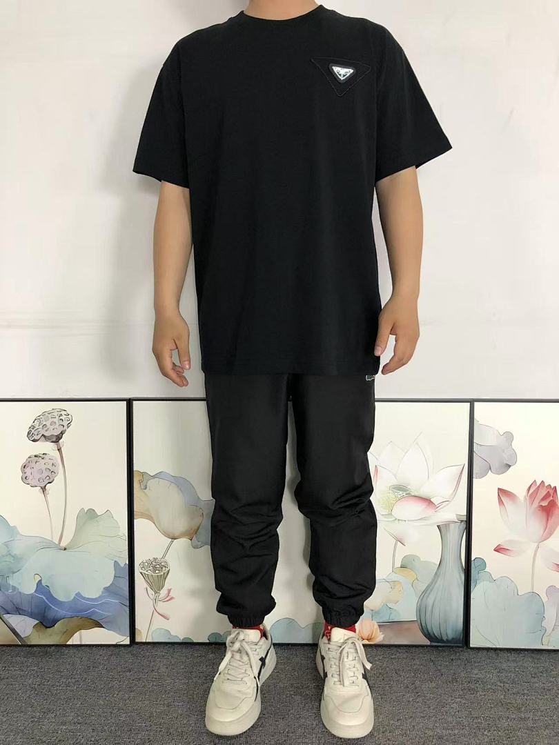 Prada 135 P⭐A⭐A T-SHIRT 3203272117 (Im 170Cm 60Kg I Wear Size M In The Phot) - Image 3