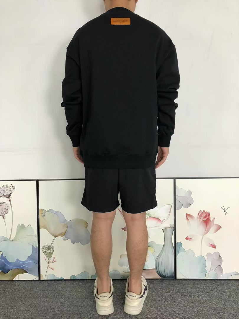 Louis Vuitton 178 L⭐ HOODIE 3208011321 (Im 170Cm 60Kg I Wear Size M In The Phot) - Image 3