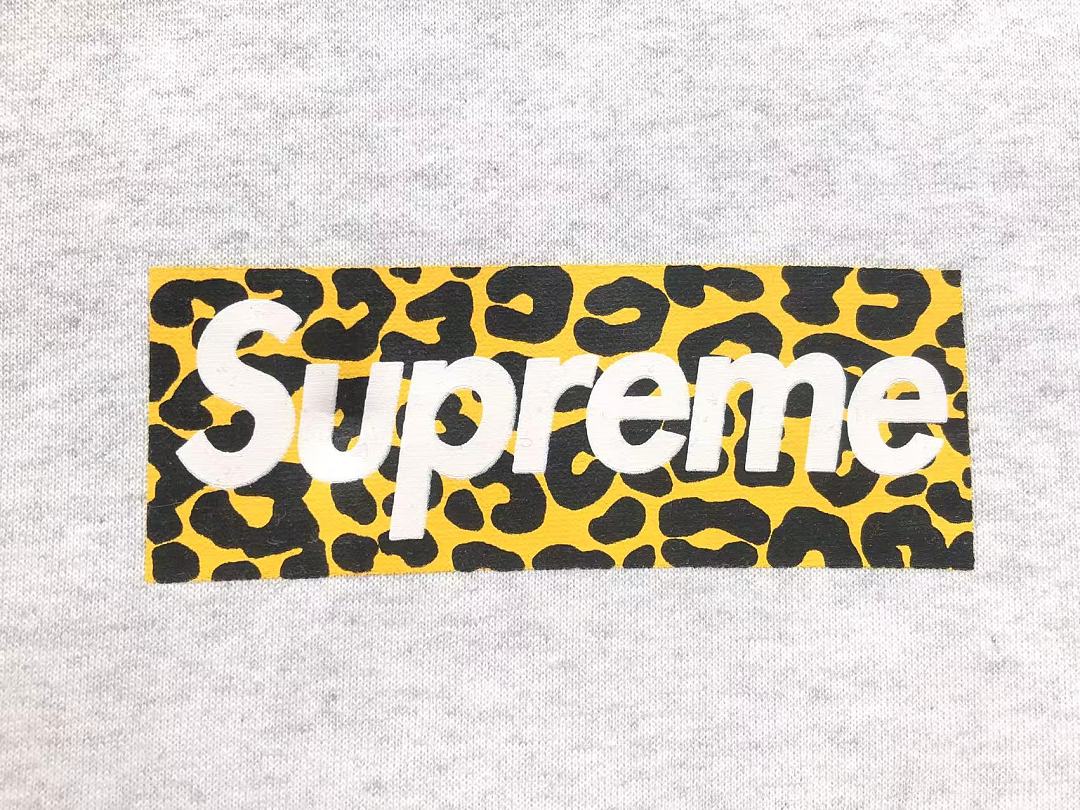 Supreme 215 S⭐⭐R⭐⭐E HOODIE 52071606182 (Im 170Cm 60Kg I Wear Size S In The Phot) - Image 8