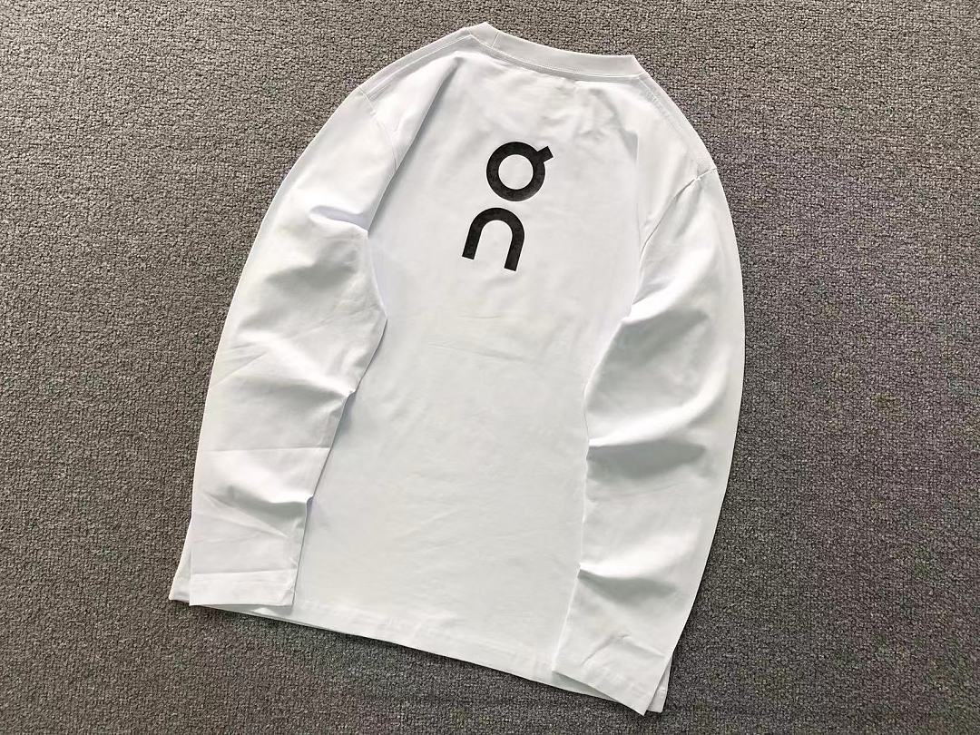 On Running 135 ON LONG SLEEVED 2208081004 (Im 170Cm 60Kg I Wear Size XL In The Phot) - Image 10