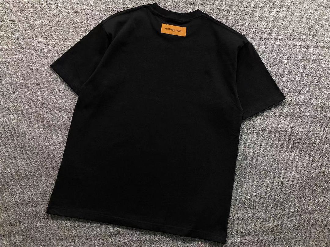 Louis Vuitton 118 L⭐ T-SHIRT 3204151021 (Im 170Cm 60Kg I Wear Size M In The Phot) - Image 16