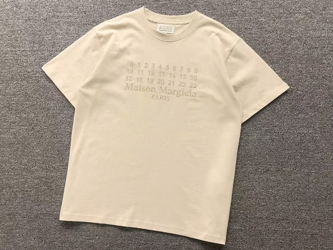 On Running 78 MAISON MARGIELA T-SHIRT 57080286 (Im 170Cm 60Kg I Wear Size 46 In The Phot) - Image 10