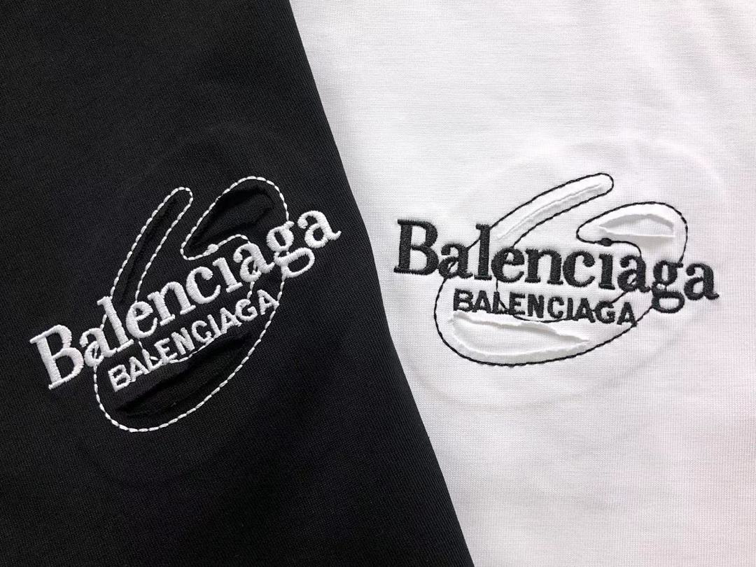 Balenciaga 135 B⭐L⭐⭐⭐IA⭐A T-SHIRT 3203272417 (Im 170Cm 60Kg I Wear Size M In The Phot) - Image 18
