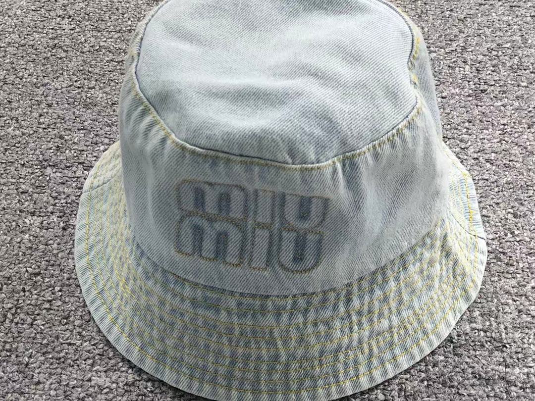 Miu Miu 95 M⭐U - Image 5