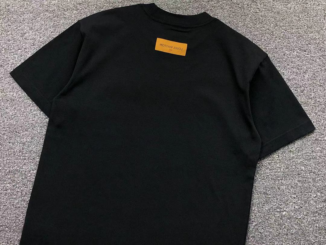 Louis Vuitton 115 L⭐ T-SHIRT 41112130321 (Im 170Cm 57Kg I Wear Size M In The Phot) - Image 20