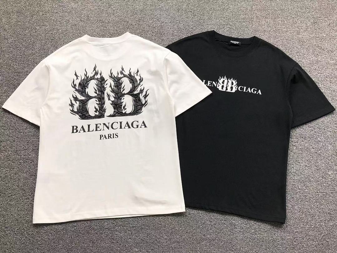 Balenciaga 108 B⭐L⭐⭐⭐IA⭐A T-SHIRT 213031321 (Im 170Cm 55Kg I Wear Size XS In The Phot) - Image 5