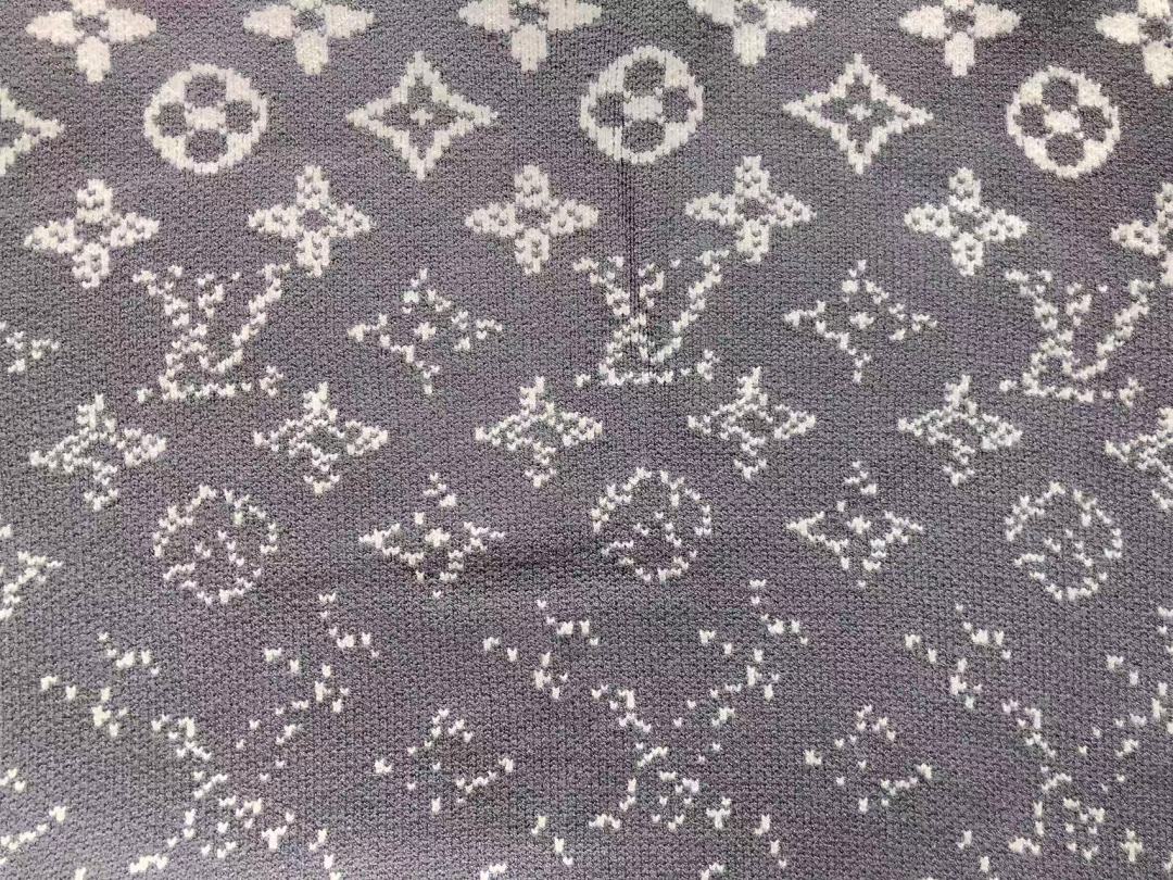 Louis Vuitton 138 L⭐ SWEATER 41101103146 (Im 170Cm 60Kg I Wear Size M In The Phot) - Image 8
