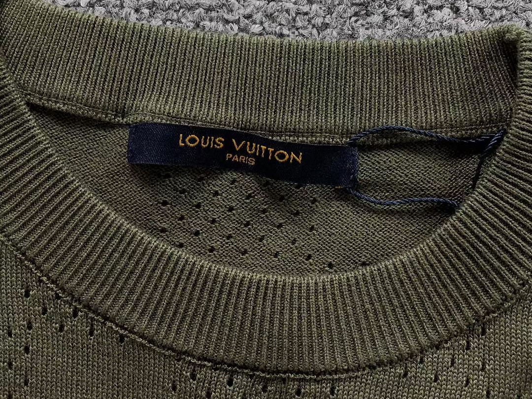 Louis Vuitton 158 L⭐ T-SHIRT 3206130421 (Im 170Cm 60Kg I Wear Size M In The Phot) - Image 17