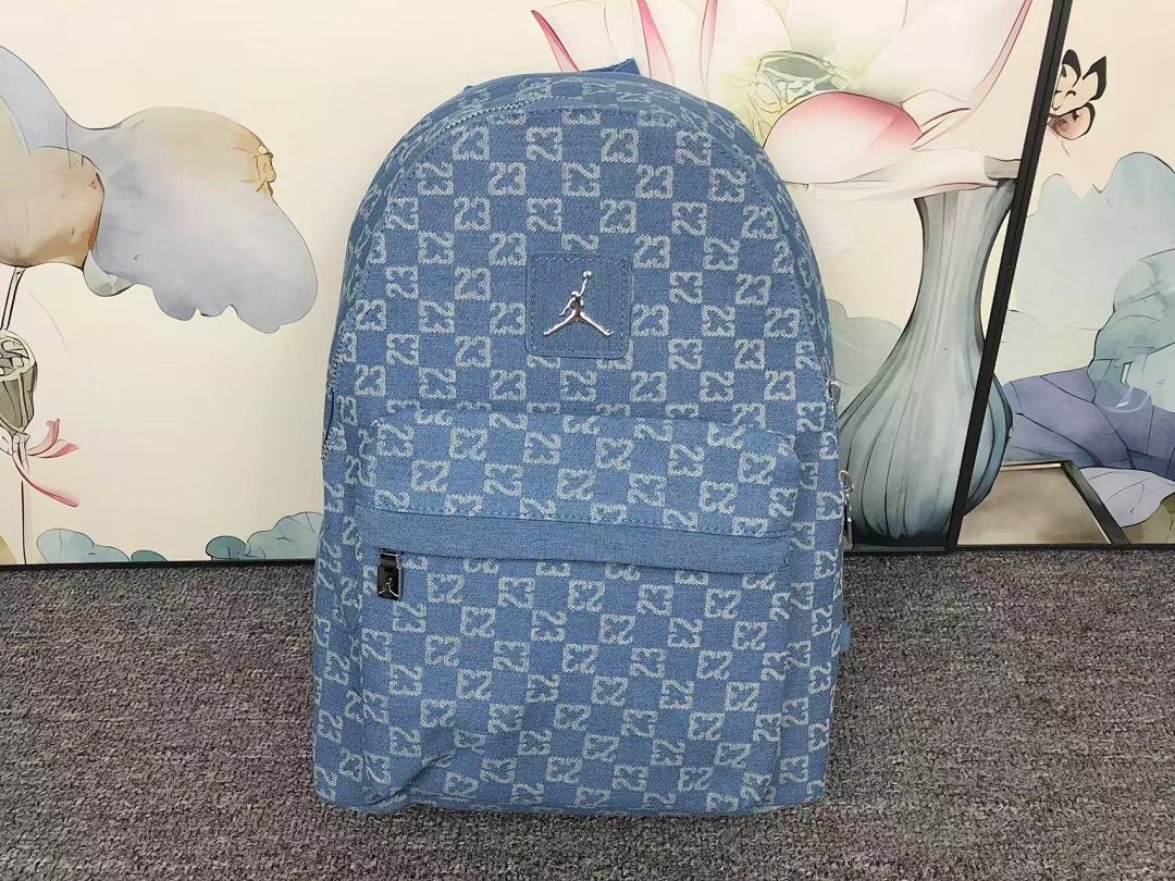 Air Jordan 135 A⭐R J⭐R⭐AN BAG 1107110313 (Long 33CM* Wide 13CM* High 42CM) - Image 2