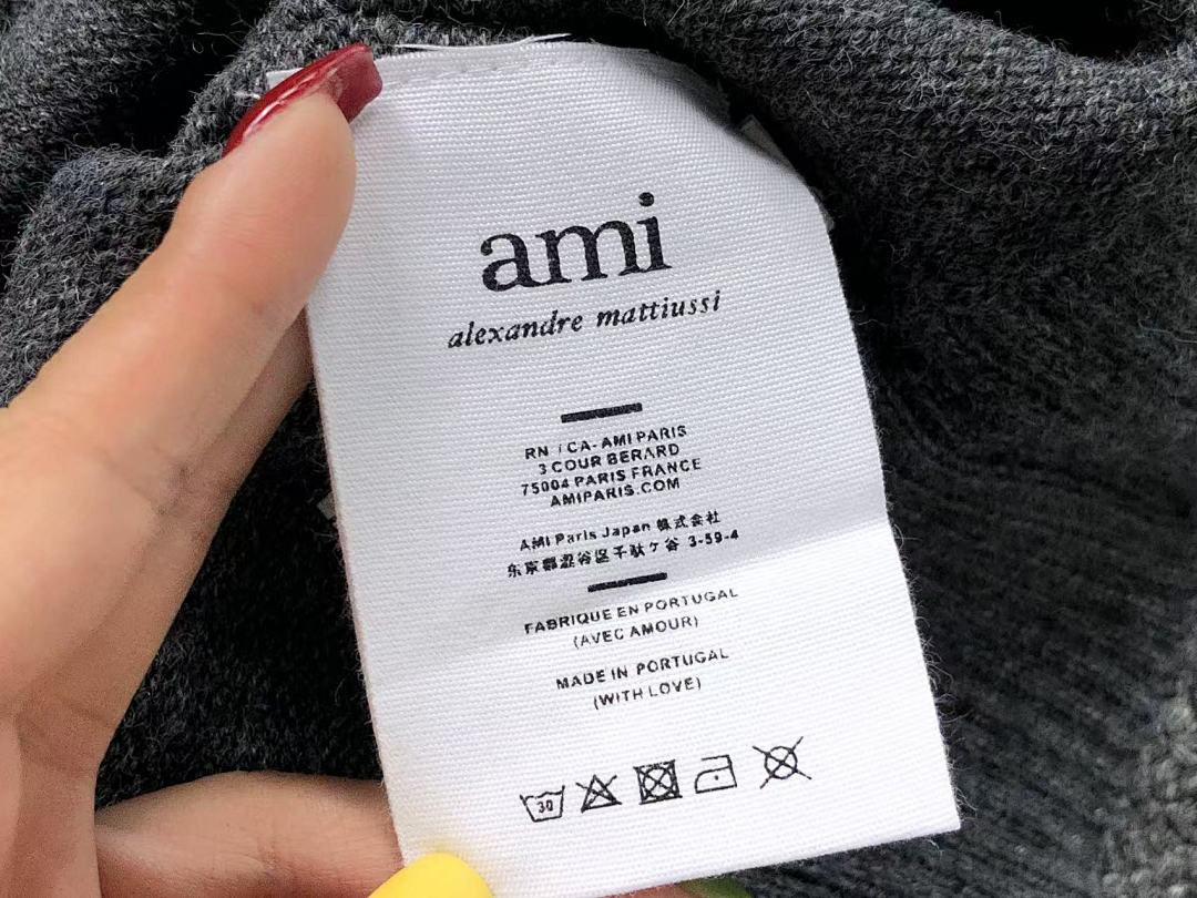 AMI 138 AMI SWEATER 3110070917 (Im 170Cm 60Kg I Wear Size S In The Phot) - Image 23