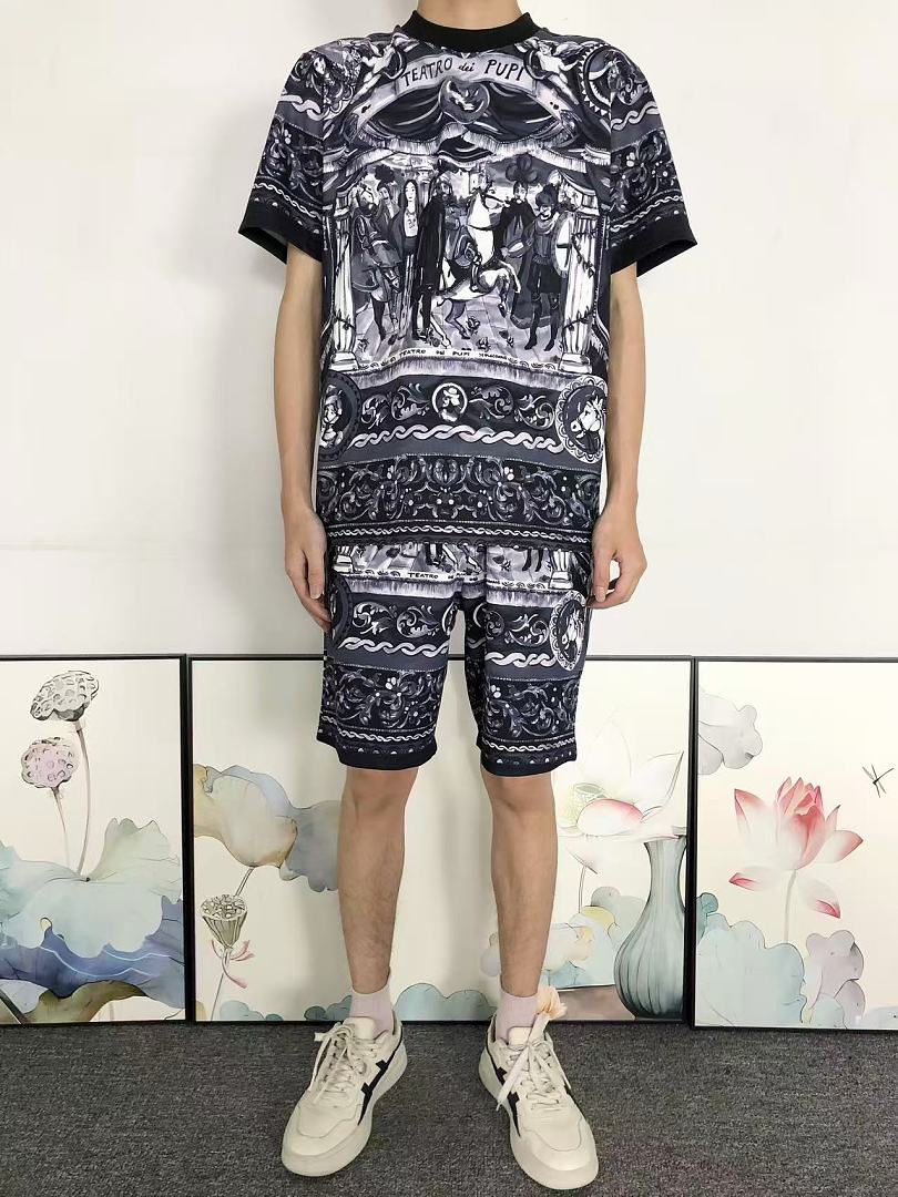 Dolce & Gabbana SHORTS175 D⭐LC⭐ GA⭐⭐A⭐A T-SHIRT - Image 4
