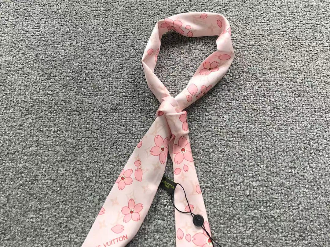 Louis Vuitton 68 L⭐ SCARF 5220713102 (Long 180CM* Wide 6CM*) - Image 7
