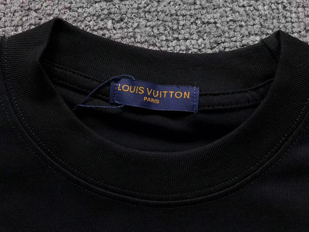 Louis Vuitton 125 L⭐ T-SHIRT 124703104 (Im 170Cm 60Kg I Wear Size S In The Phot) - Image 22