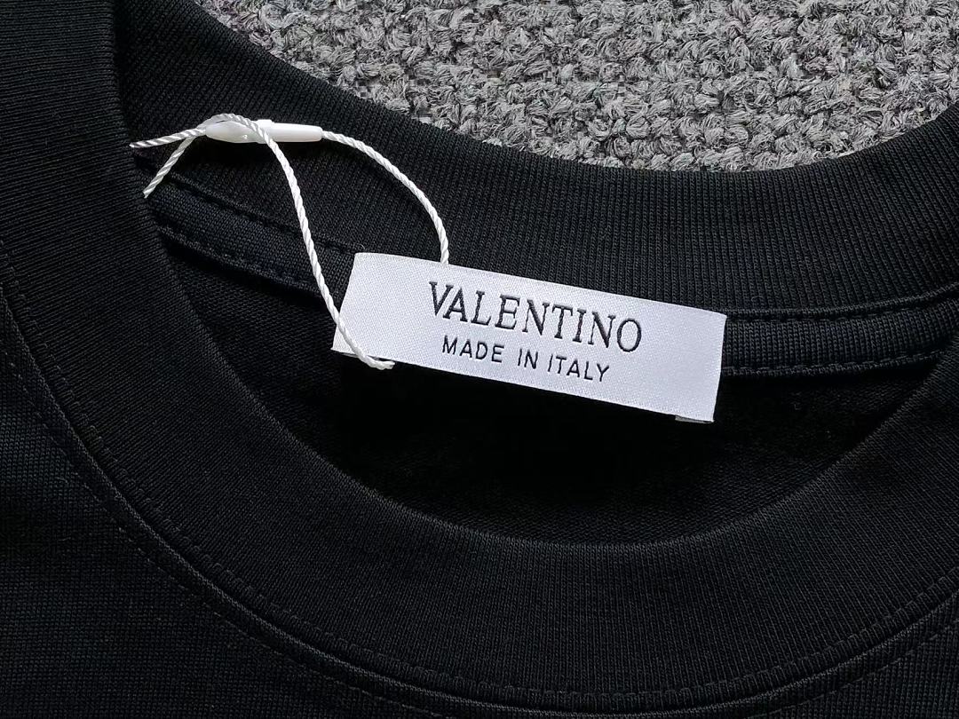 Valentino 115 VALENTINO T-SHIRT 5241605147 (Im 170Cm 60Kg I Wear Size M In The Phot) - Image 22