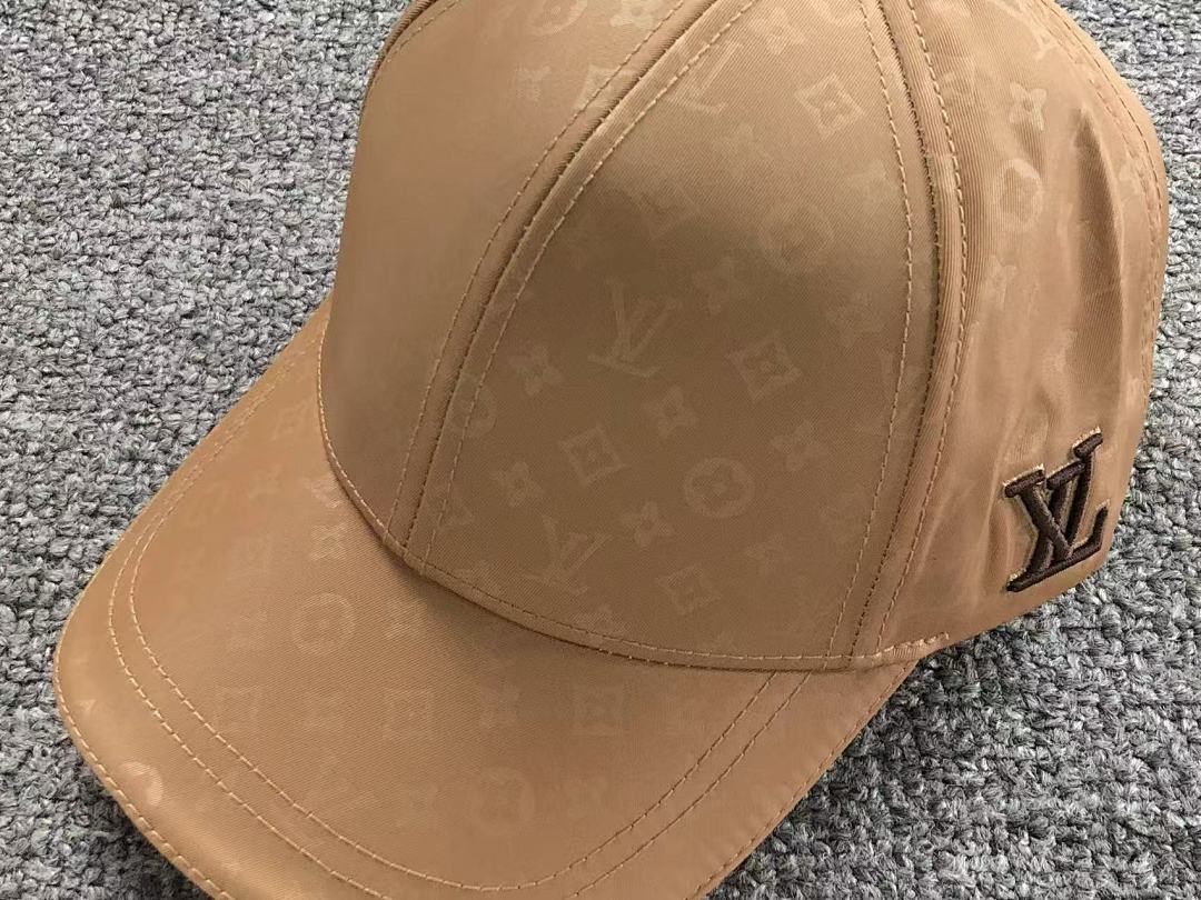 Louis Vuitton 68 L⭐ - Image 9