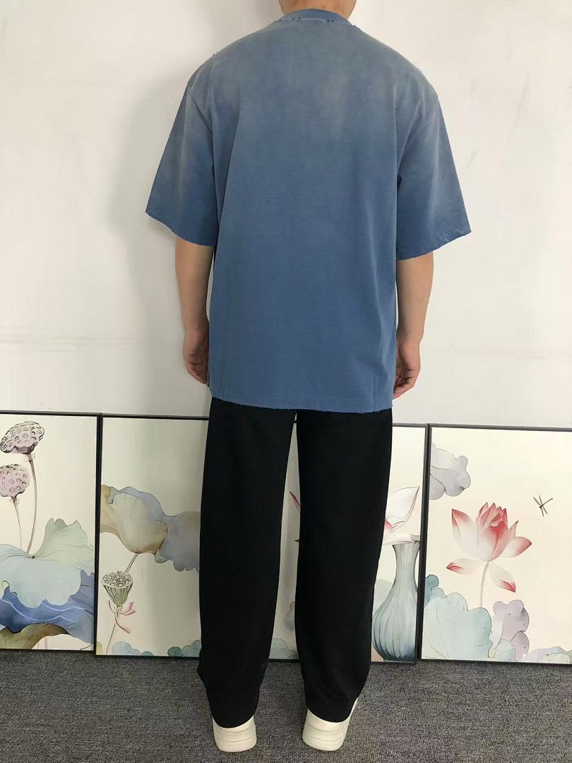 Balenciaga 138 B⭐L⭐⭐⭐IA⭐A T-SHIRT 42032805163 (Im 170Cm 60Kg I Wear Size XS In The Phot) - Image 4