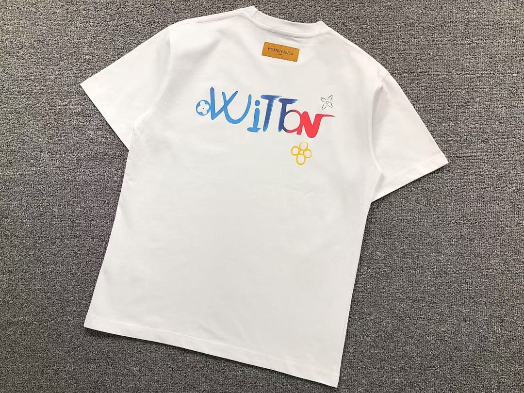 Louis Vuitton 98 L⭐ T-SHIRT 41072402133 (Im 170Cm 60Kg I Wear Size L In The Phot) - Image 10