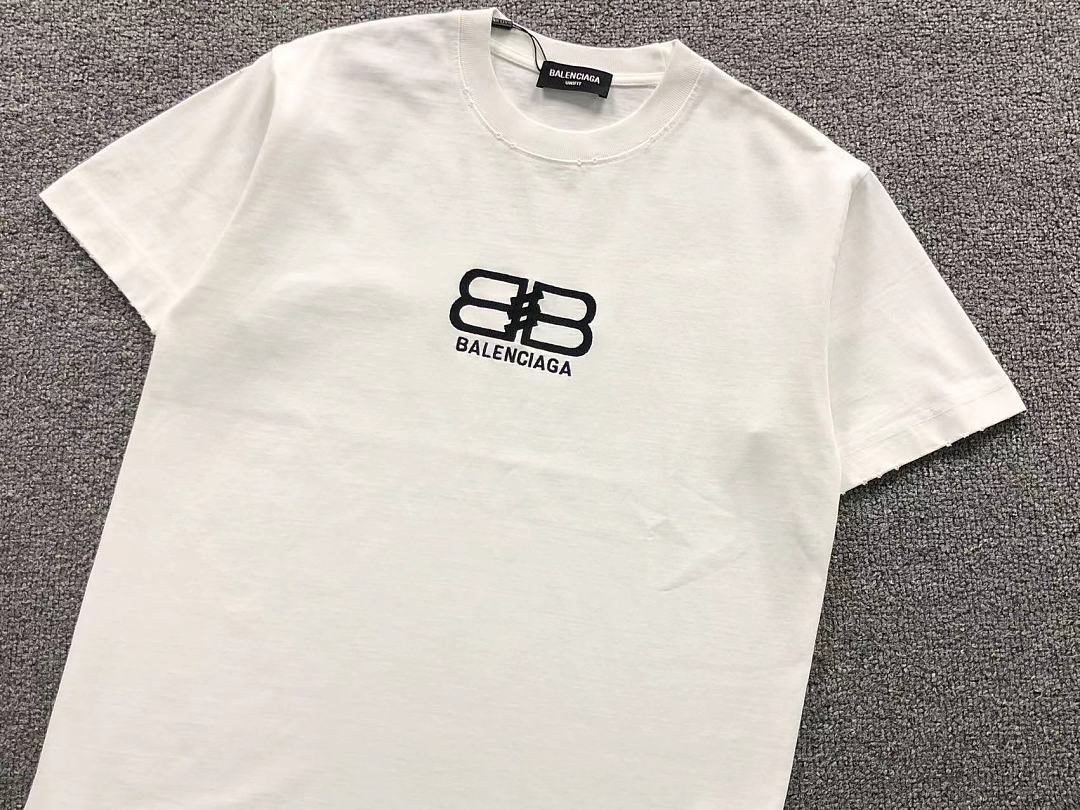 Balenciaga 125 B⭐L⭐⭐⭐IA⭐A T-SHIRT 5207270881 (Im 170Cm 60Kg I Wear Size S In The Phot) - Image 9