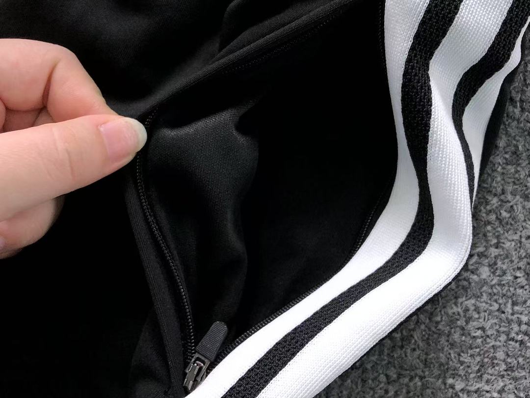 Chanel 135 FOOTBALL LONG SLEEVED TROUSERS - Image 28
