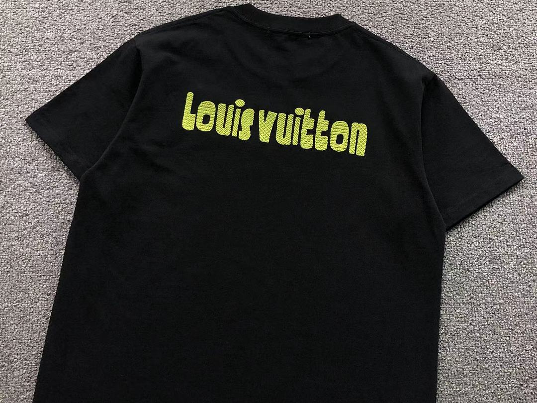 Louis Vuitton 125 L⭐ T-SHIRT 2208022015 (Im 170Cm 60Kg I Wear Size S In The Phot) - Image 13