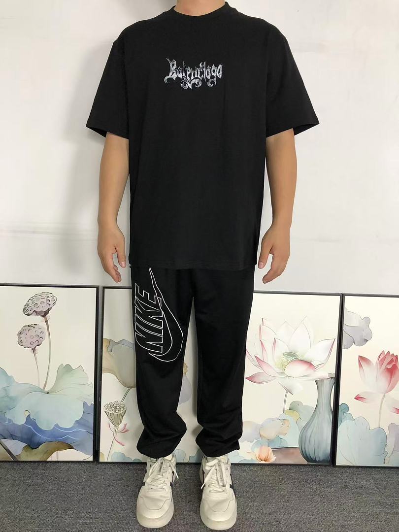 Balenciaga 113 B⭐L⭐⭐⭐IA⭐A T-SHIRT 5261103147 (Im 170Cm 60Kg I Wear Size M In The Phot) - Image 3