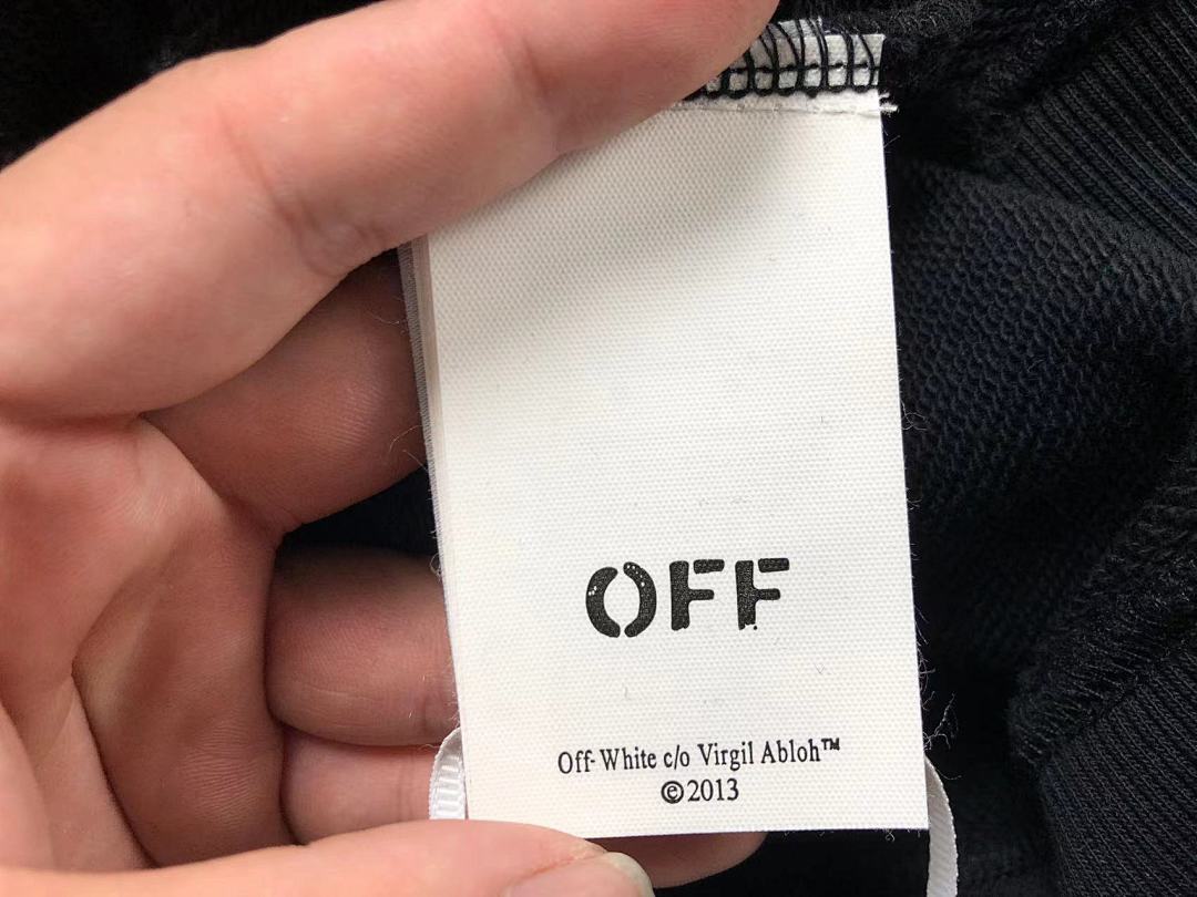 Off-White 136 OFF-WHITE (WHITE HOODIE) - Image 22