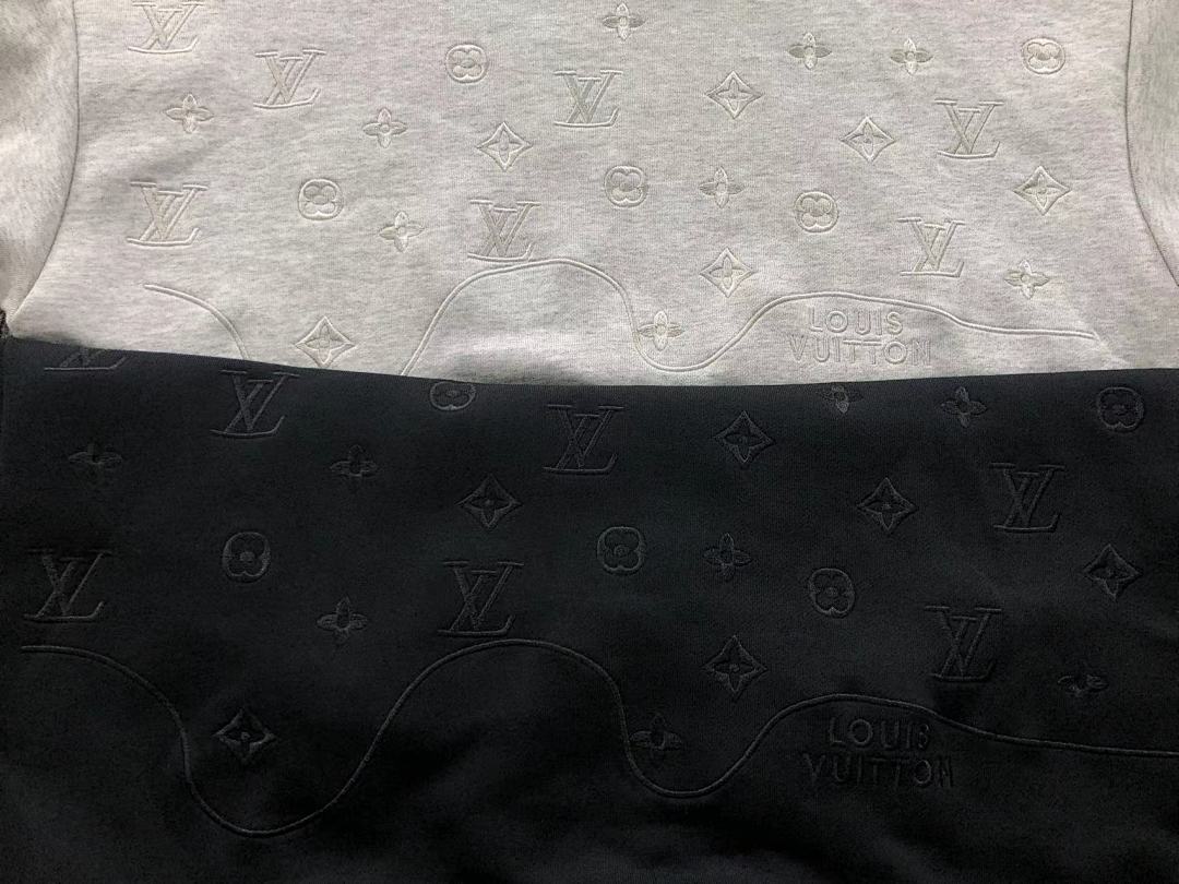 Louis Vuitton 195 L⭐ HOODIE 1111031552 (Im 170Cm 60Kg I Wear Size M In The Phot) - Image 12