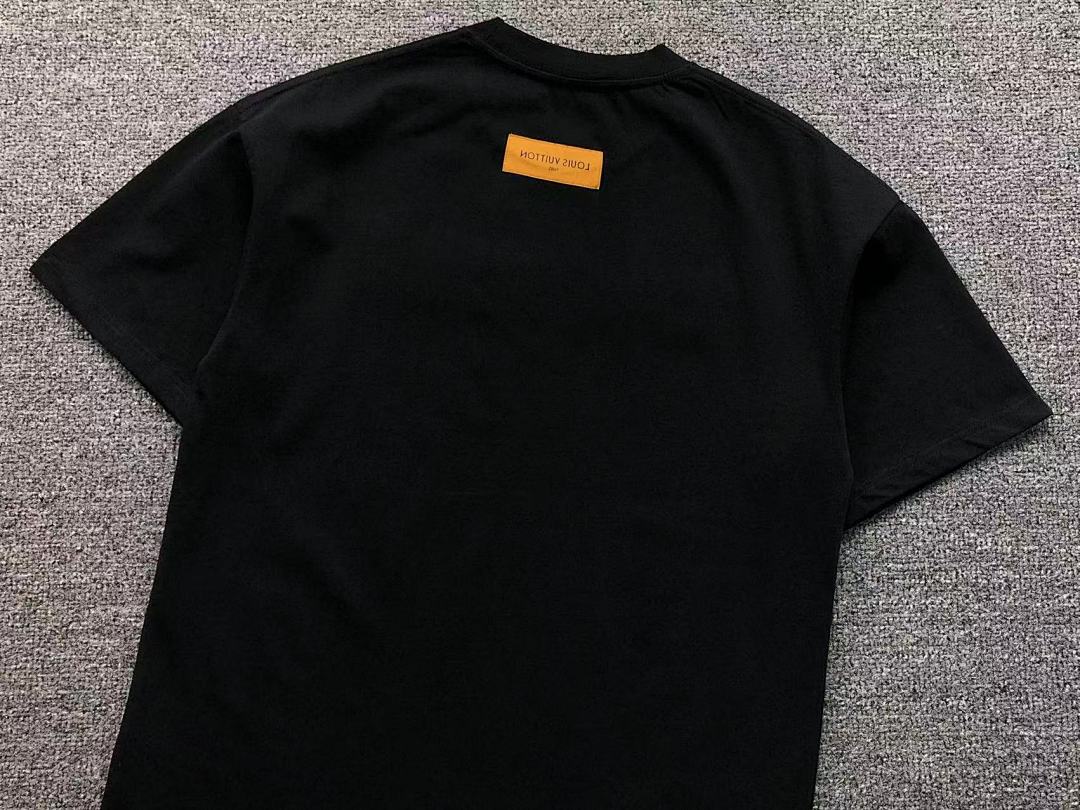 Louis Vuitton 115 L⭐ T-SHIRT 524040319 (Im 170Cm 60Kg I Wear Size S In The Phot) - Image 16