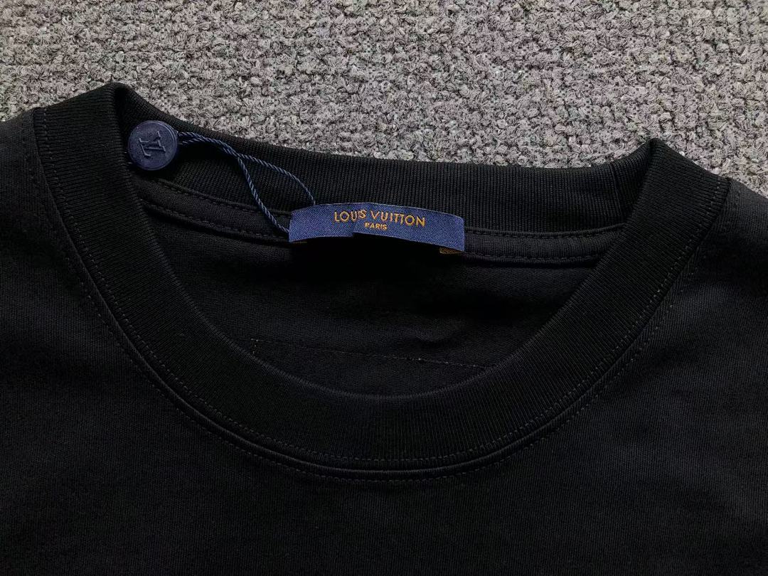 Louis Vuitton 135 L⭐ T-SHIRT 3203272617 (Im 170Cm 60Kg I Wear Size M In The Phot) - Image 20