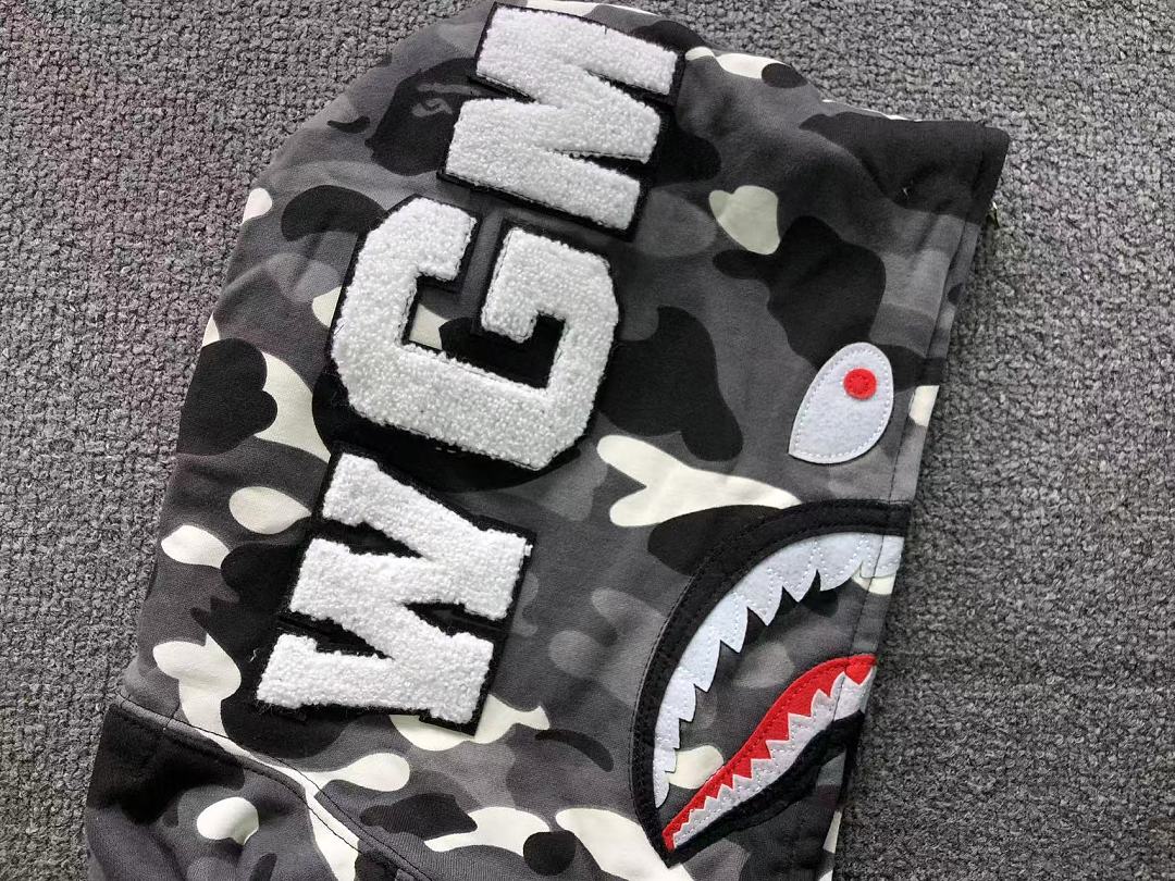 Bape 135 BAPE HOODIE 52070720158 (Im 170Cm 60Kg I Wear Size M In The Phot) - Image 12