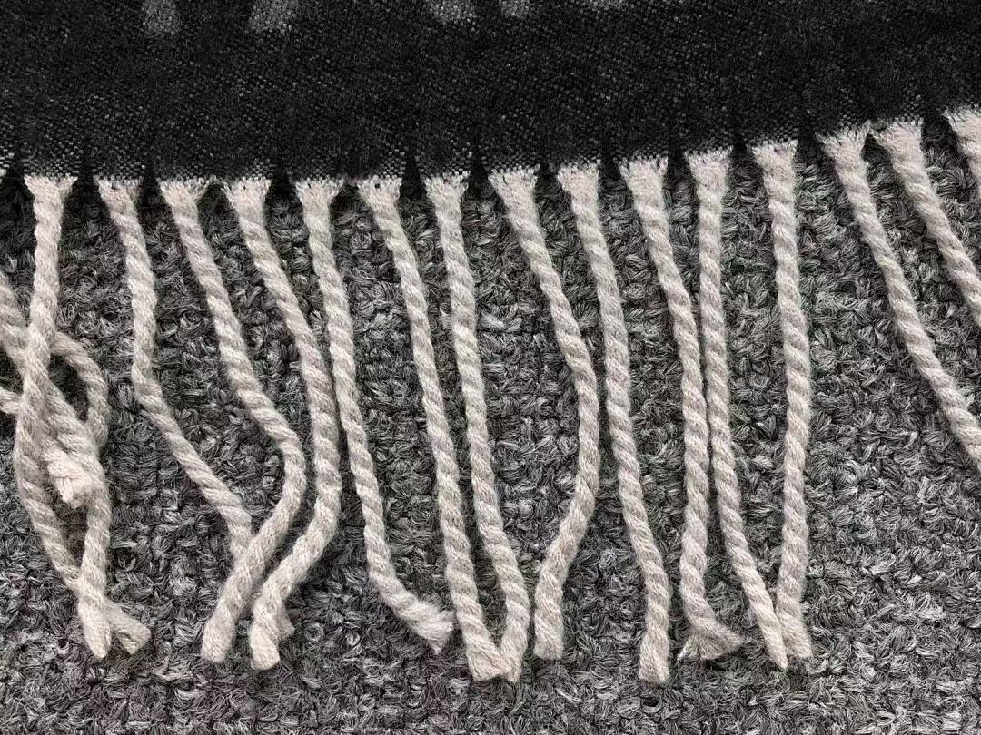 Louis Vuitton 98 L⭐ SCARF (Long 180CM* Wide 65CM*) - Image 18